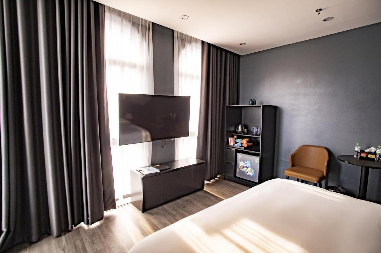 La Maison Boutique Hotel カオバン エクステリア 写真