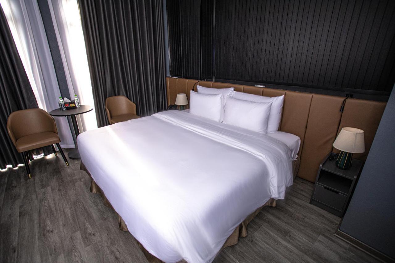 La Maison Boutique Hotel カオバン エクステリア 写真